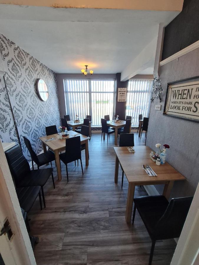 皇后广场酒店 黑潭 外观 照片